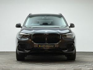 BMW X5 45E XDRIVE M SPORTS EXTRAS - Image 2