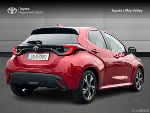 Toyota Yaris YARIS HYBRID 1.5 L-SPORT - Image 2