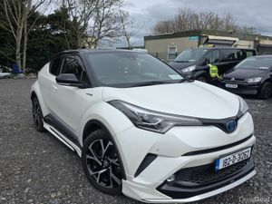 Toyota C-HR 2018 Hybrid Auto Leather Heated Seats - Image 2
