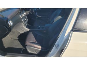 Mercedes-Benz A-Class A180 AMG-LINE  1.6 Automatic - Image 3