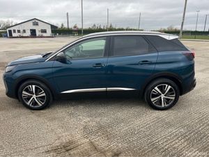 Peugeot 3008 ALLURE 1.5 HDI 130 AUTO PREMIUM - Image 4