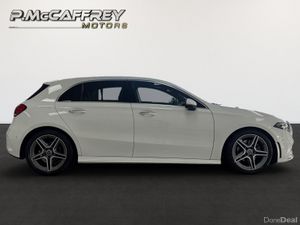 2019 Mercedes-Benz A200 D AMG LINE AUTO SUNROOF - Image 4