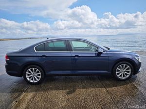 Volkswagen Passat 1.6 TDI SE Business BMT 120PS 4D - Image 2