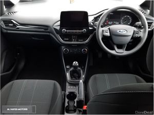 Ford Fiesta 1.1L Ti-VCT 70 PS Zetec - Image 2