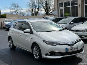 LOW MILEAGE*172 TOYOTA AURIS HYBRID 1.8 AUTOMATIC - Image 4