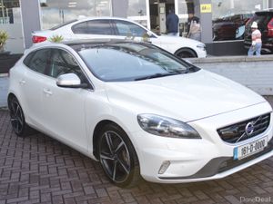 2016 VOLVO V40 ESTATE 2.0 D4 5DR AUTO - Image 2