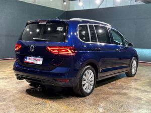 Volkswagen Touran TSI HIGH LINE - 7 SEATER - HEATE - Image 4