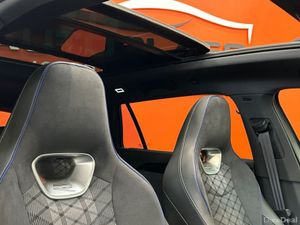 Volkswagen Passat R-LINE DSG - Image 4