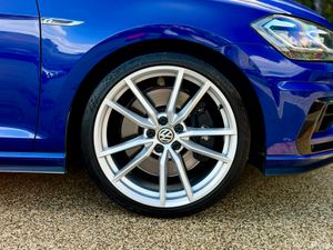 Volkswagen Golf R DSG Lapiz blue 310bhp - Image 4
