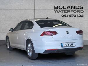 Volkswagen Passat 1.5 TSI 150HP Business - Image 2