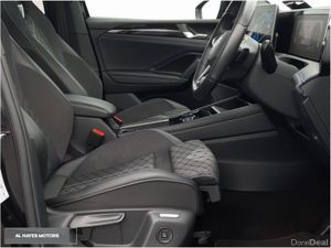 Volkswagen Tiguan **BLACK PACK**SUNROOF**AUTOMATIC - Image 4