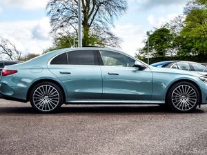 Mercedes-Benz E-Class E300de AMG Premium Plus 328b - Image 4