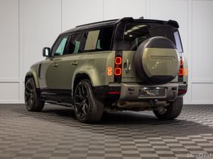 2022 Land Rover Defender 110 P400e X-Dynamic SE - Image 4