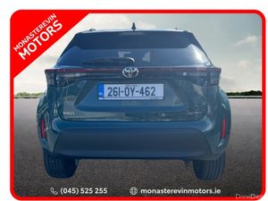 Toyota Yaris Cross LUNA SPORT MON 4DR - Image 4