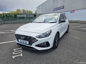 Hyundai i30 i 30 Deluxe 5DR - Image 4