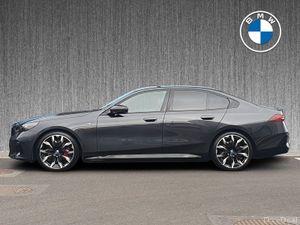 BMW i5 eDrive40 M Sport Pro Saloon - Image 4