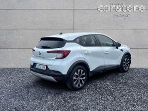 Renault Captur TCe 140 Auto Evolution - Image 3