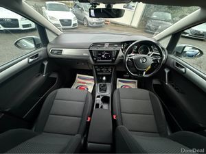 Volkswagen Touran 1.4 TSI AUTO 7 SEATER -CARPLAY - - Image 3
