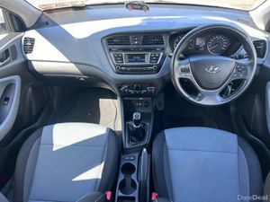 2018 HYUNDAI i20 1.2 PETROL DELUXE - Image 2