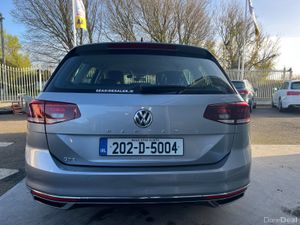 202 Volkswagen Passat GTE Hybrid - Image 3