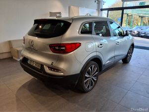 Renault Kadjar ICONIC ** Very Low kms ** - Image 2