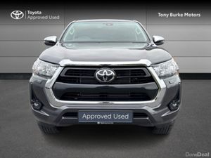 Toyota Hilux - Save EUR 3,735 - Double Cab - 2.8D - Image 4