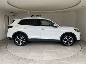 Volkswagen Tiguan 2024 - Image 4