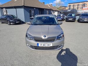 Skoda Fabia 2017 COMBI AMBITION 1.2 TSI 90HP 4 4DR - Image 3