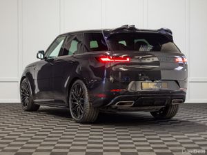 2024 Range Rover Sport P460e Dynamic SE - Image 4