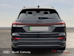 Audi Q4 e-tron E-TRON 45 ~BLACK EDITION~BIG BETTER - Image 3