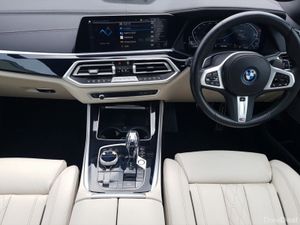 BMW X5 xDrive45e MSport - Image 4