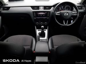 Skoda Octavia **SOLEIL SPEC**HALF LEATHER*HEATED S - Image 2