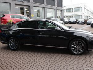 2022 VOLKSWAGEN PASSAT R-LINE SALOON 4DR AUTO - Image 3