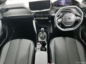 Peugeot 2008 1.2 Puretech 100bhp Allure - Image 4