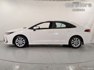 Toyota Corolla 1.8 Hybrid Luna Saloon - Image 4