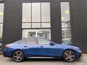 BMW 5-Series 520i M-Sport Pro Auto - Image 4