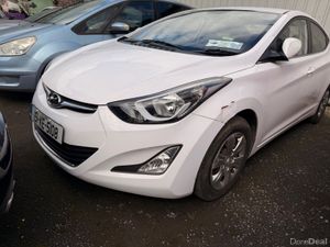 Hyundai Elantra 2015 Automatic - Image 2