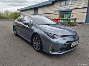 Toyota Corolla HYBRID LUNA SPORT 4DR AUTO - Image 3