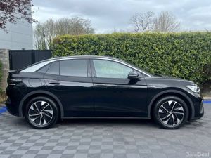 Volkswagen ID.5 PRO FAMILY 77KWH // PANORAMIC SUNR - Image 3