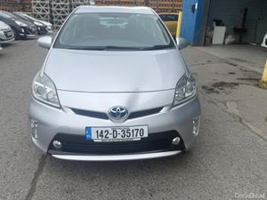 2014 Toyota Prius Hybrid Automatic - Image 2