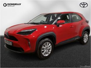 Toyota Yaris Cross Estate Icon - Image 4