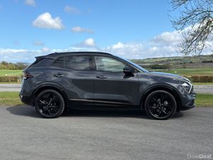 Kia Sportage 2024 PHEV 4WD LOW MILEAGE - Image 3