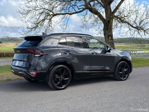 Kia Sportage 2024 PHEV 4WD LOW MILEAGE - Image 4