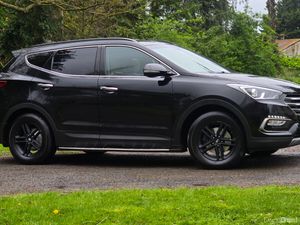 2017 Hyundai Santa Fe 2.2 CRDI Executive 4WD - Image 3