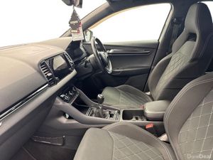 Skoda Karoq 1.6TDI SPORTLINE *4.9% APR* €80 PER WE - Image 2