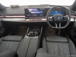 BMW i5 eDrive40 M Sport Saloon - Image 4