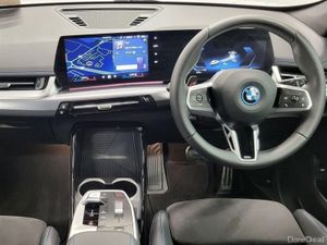BMW iX1 eDrive20 M Sport - Image 4
