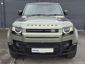 Land Rover Defender X-DYNAMIC HSE PHEV - Image 2