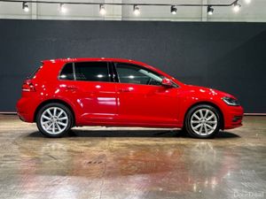 Volkswagen Golf 1.2L TSI AUTOMATIC - REVERSE CAMER - Image 3