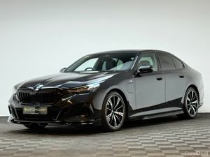 BMW 5-Series 530E M SPORT - Image 3